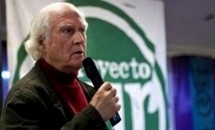 Conferencia de prensa de Pino Solanas.