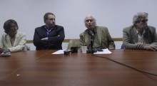 Alcira Argumedo, el diputado radical Rogel, Fernando Solanas y Jorge Cardelli
