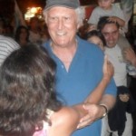 Fernando Solanas en Cosquín recibe el afecto de la gente